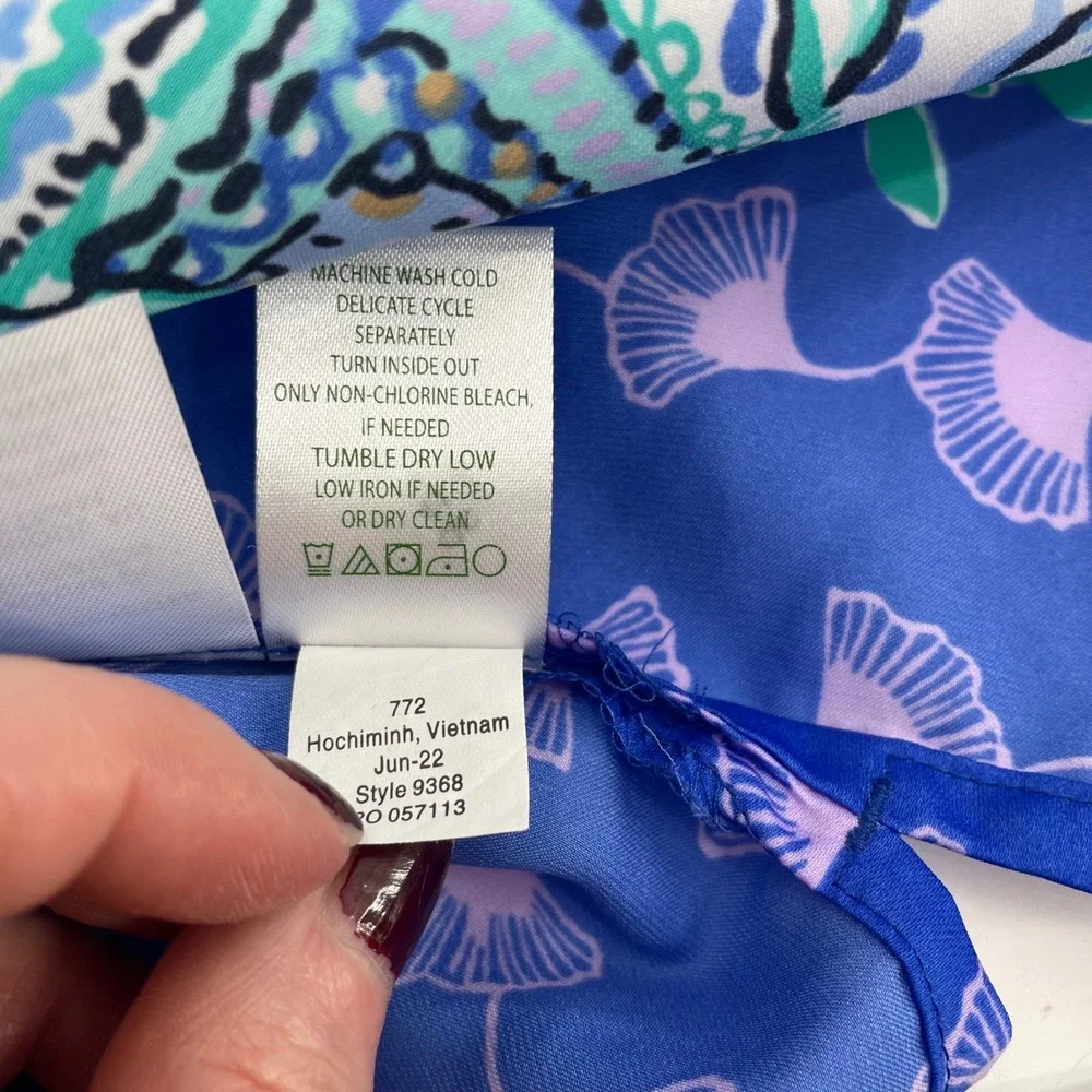 Lilly Pulitzer Winona PJ Top M Ginkgo Party Blue Purple Silky Satin Pajama Shirt